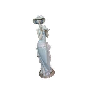 Lladro Tea Time retired
